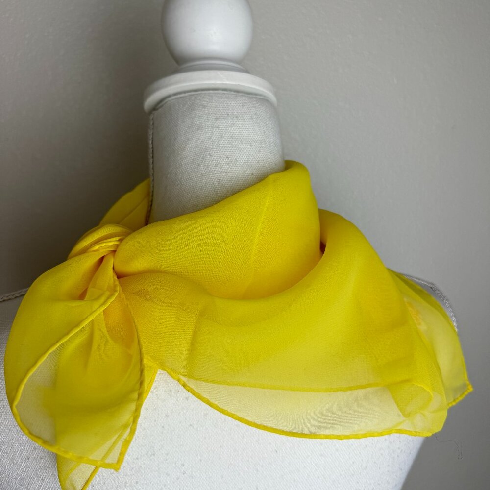 Vintage Glentex Yellow Scarf  Made in Japan  21 x 21" Like NEW